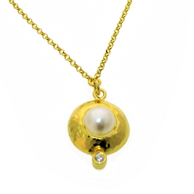 Handmade Sterling Silver Necklace with Gold Plating and Precious Stones (Pearls and Zirconia). Product Code : [IJ-040009]