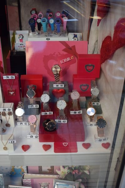 Photograph from the shop display, ready to deliver Valentine-2021-01
