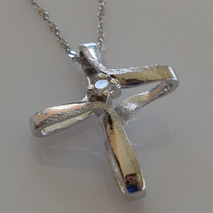 Handmade sterling silver cross 925o with silver chain and cord with silver plating and zirconia IJ-090019A Image 3 in natural environment without special lighting