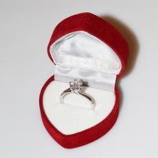 Χειροποίητο δαχτυλίδι μονόπετρο από επιπλατινωμένο ασήμι 925ο με ημιπολύτιμες πέτρες (ζιργκόν) IJ-010478-S στο κουτί συσκευασίας